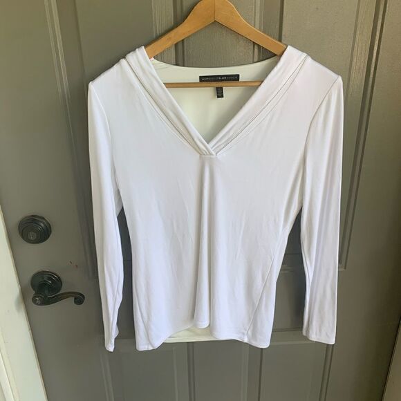 White House Black Market White V Neck Tunic size S - Picture 2 of 4